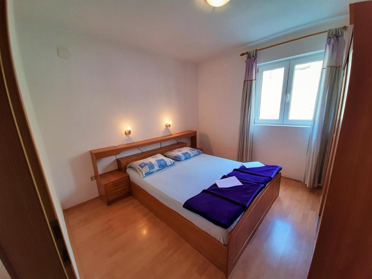 Cozy Apartments With Sea View Novi Vinodolski Exteriör bild